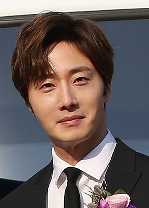 Jung Il-woo Biography, Age, Height, Wife, Net Worth, Family