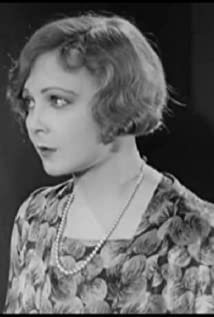 Mabel Poulton