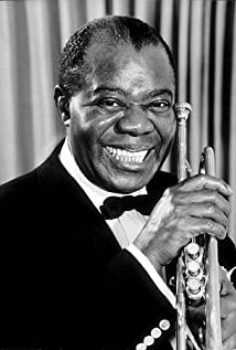 Louis Armstrong - Age, Bio, Birthday, Family, Net Worth